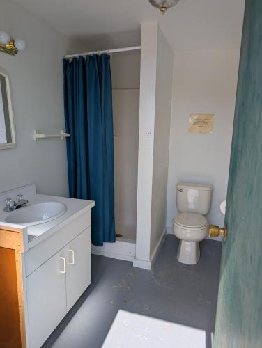 showerhouse_2